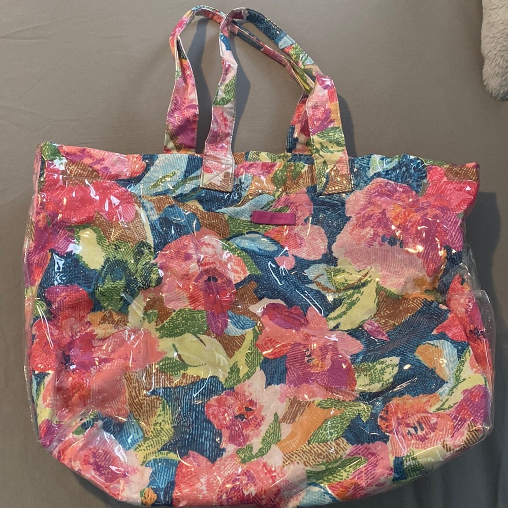 Vera Bradley tote bag